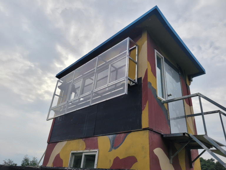 Read more about the article 원주 백호수류탄교장 방탄판 제작 및 방탄필름시공